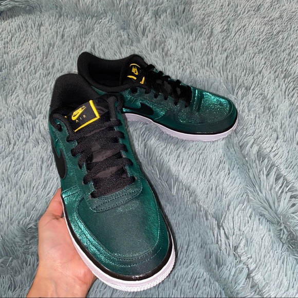 New Size 8.5 Nike Air Force Ones Metallic Green - Picture 2 of 6